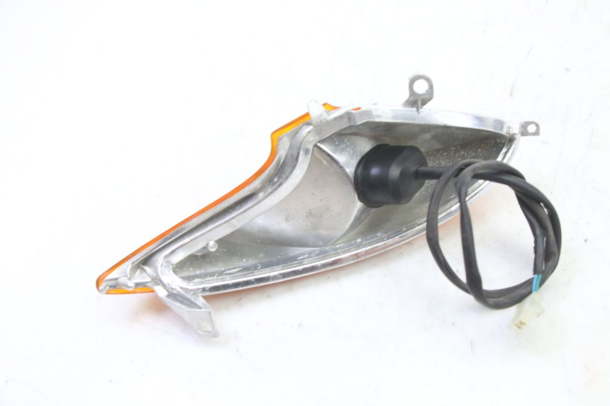 photo de REAR RIGHT TURN SIGNAL HONDA XLV VARADERO 125 (2000 - 2006) - Technical close-up