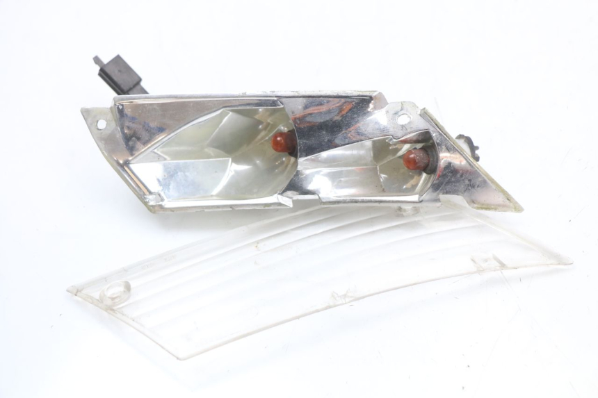 photo de RIGHT REAR TURN SIGNAL PIAGGIO ZIP 2T 50 (2009 - 2019) - Technical close-up