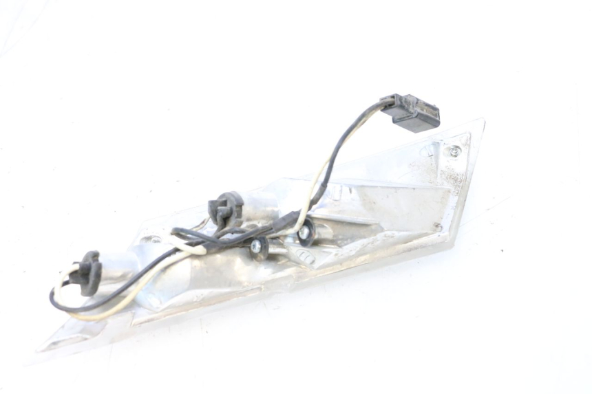 photo de REAR RIGHT TURN SIGNAL PIAGGIO ZIP 4T 50 (2018 - 2020) - Technical close-up