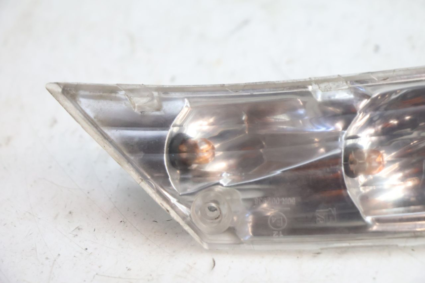 photo de REAR RIGHT TURN SIGNAL PIAGGIO ZIP 4T 50 (2018 - 2020) - Component detail