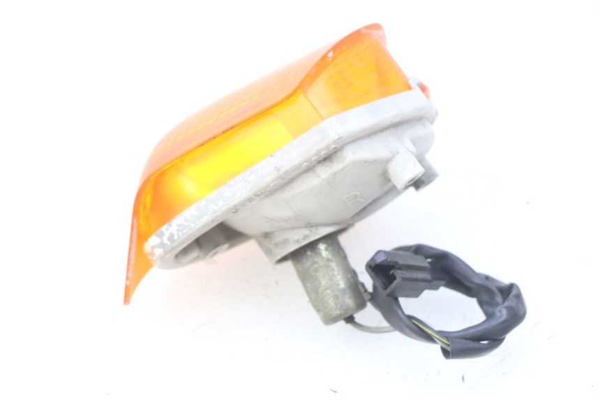 photo de RIGHT REAR TURN SIGNAL KAWASAKI ZZR 600 (1995 - 2004) - Product overview