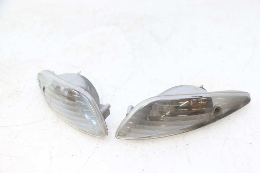 photo de REAR TURN SIGNAL PEUGEOT ELYSTAR 50 (2002 - 2014) - Markings and original references