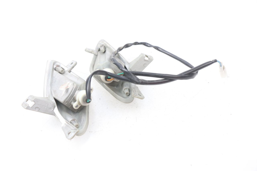 photo de REAR TURN SIGNAL SYM FIDDLE 2 50 (2008 - 2013) - Alternative perspective