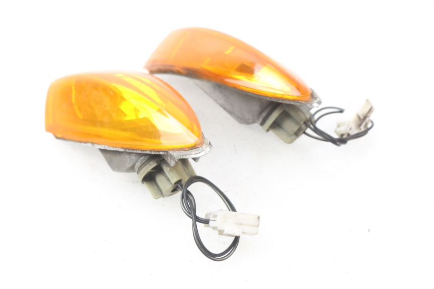 photo de REAR TURN SIGNAL PIAGGIO FLY 125 (2005 - 2012) - Technical close-up