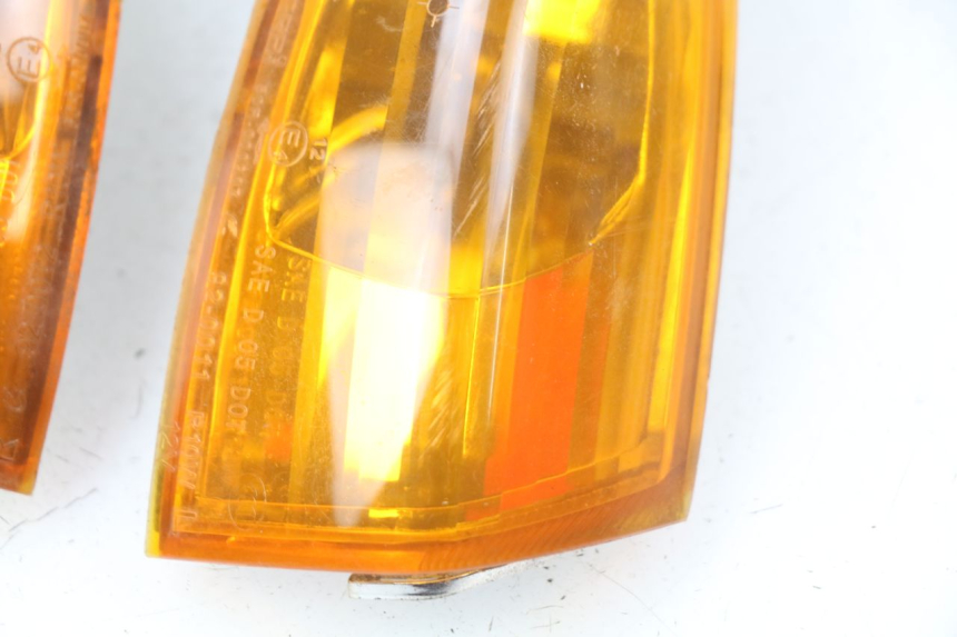 photo de REAR TURN SIGNAL PIAGGIO FLY 125 (2005 - 2012) - Surface and material condition