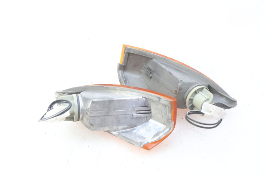photo de REAR TURN SIGNAL PIAGGIO FLY 100 (2006 - 2010) - Product overview