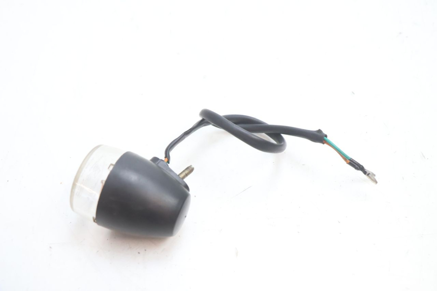 photo de REAR LEFT TURN SIGNAL KYMCO AGILITY 4T 10" 50 (2005 - 2018) - Zoom on usage condition