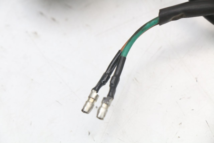 photo de LEFT REAR TURN SIGNAL KYMCO AGILITY 4T 50 (2018 - 2022) - Technical close-up