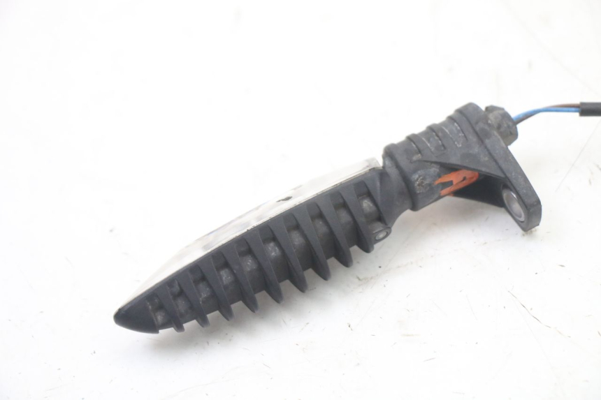 photo de REAR LEFT TURN SIGNAL BMW S RR ABS S1000RR 1000 (2015 - 2018) - Alternative perspective