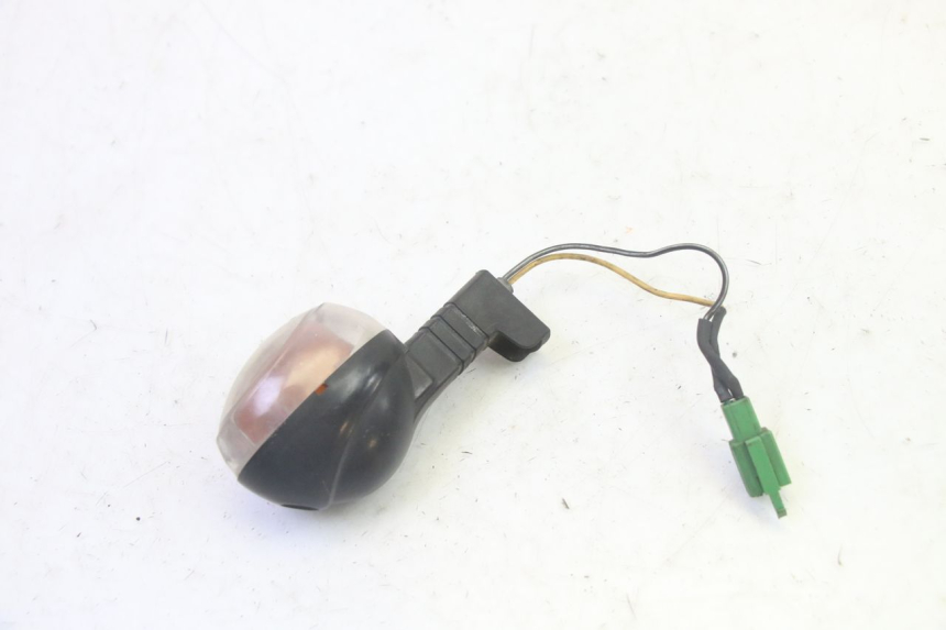 photo de REAR LEFT TURN SIGNAL MBK BOOSTER SPIRIT 50 (2004 - 2017) - Alternative perspective