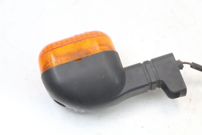 photo de LEFT REAR TURN SIGNAL BMW C1 125 (2000 - 2003) - Technical close-up