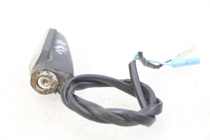 photo de LEFT REAR TURN SIGNAL HONDA CB R 1000 (2018 - 2023) - Alternative perspective