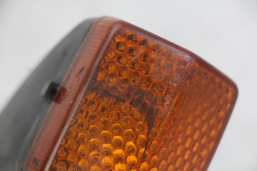 photo de LEFT REAR TURN SIGNAL HONDA CBR F SC25 1000 (1989 - 1992) - Component detail