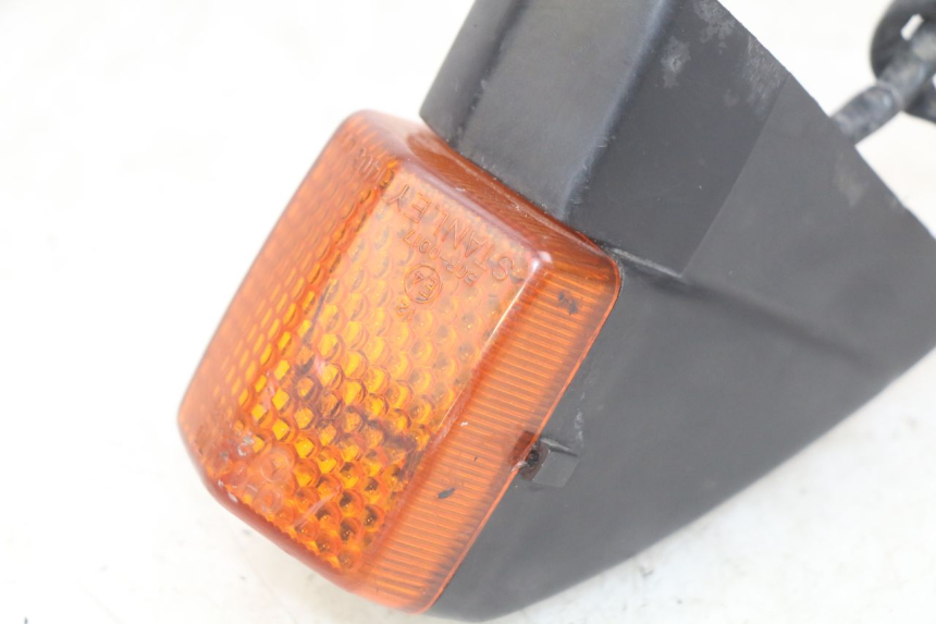 photo de LEFT REAR TURN SIGNAL HONDA CBR F SC25 1000 (1989 - 1992) - Zoom on usage condition