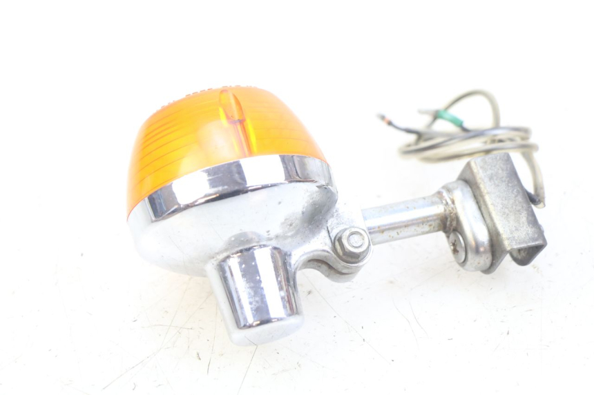 photo de LEFT REAR TURN SIGNAL HONDA CM 125 (1983 - 2003) - Zoom on usage condition