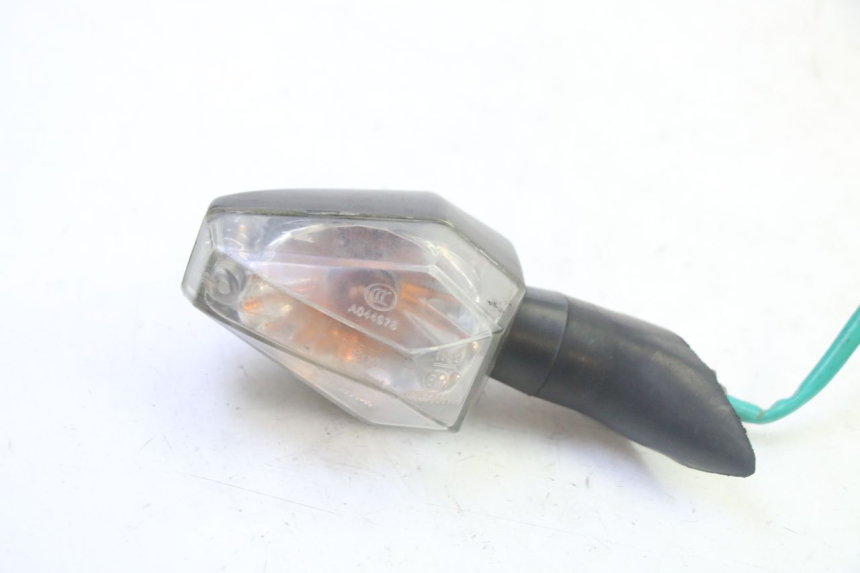 photo de LEFT REAR TURN SIGNAL SYM CROX 4T 50 (2016 - 2023) - Component detail