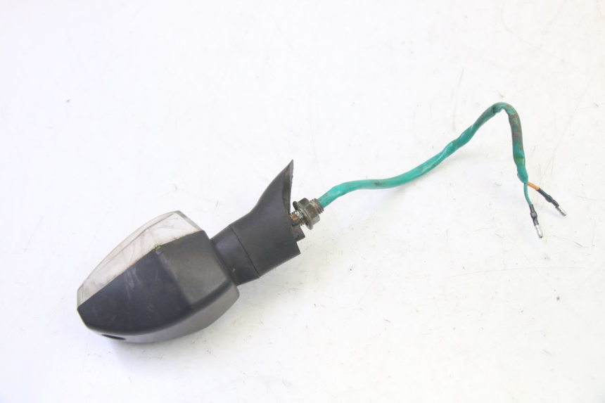 photo de LEFT REAR TURN SIGNAL SYM CROX 4T 50 (2016 - 2023) - Zoom on usage condition