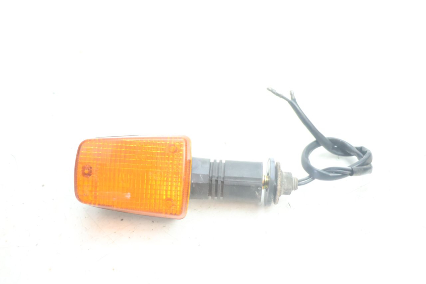 photo de REAR LEFT TURN SIGNAL SUZUKI DR S 600 (1985 - 1989) - Main view
