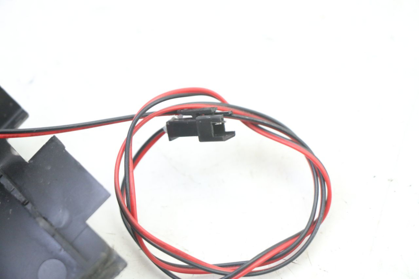 photo de REAR LEFT TURN SIGNAL URBANGLIDE E-CROSS PRO 1 - Product overview