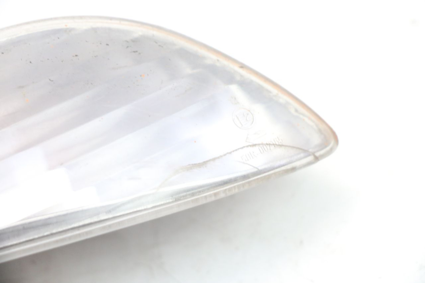 photo de REAR LEFT TURN SIGNAL PEUGEOT ELYSEO 125 (1999 - 2004) - Zoom on usage condition