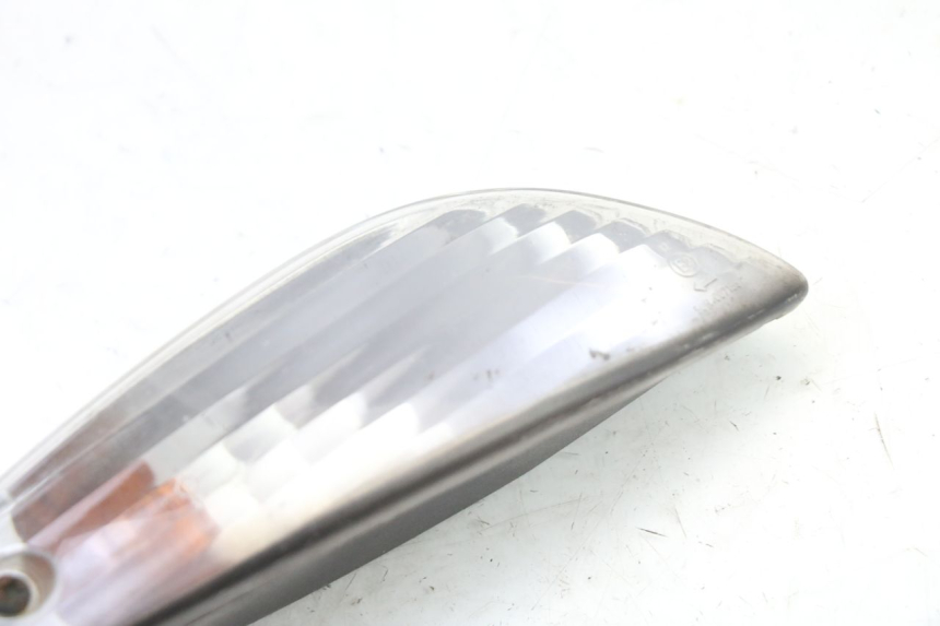 photo de LEFT REAR TURN SIGNAL PEUGEOT ELYSTAR 50 (2002 - 2014) - Zoom on usage condition