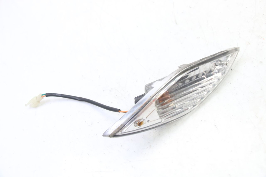 photo de LEFT REAR TURN SIGNAL SYM FIDDLE 3 III 125 (2014 - 2020) - Alternative perspective