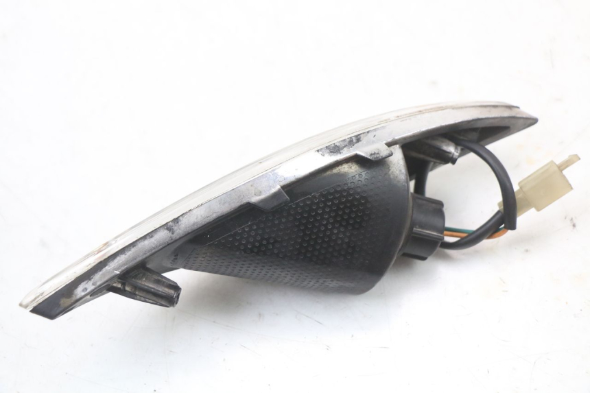 photo de REAR LEFT TURN SIGNAL SYM FIDDLE 3 III 50 (2014 - 2020) - Alternative perspective