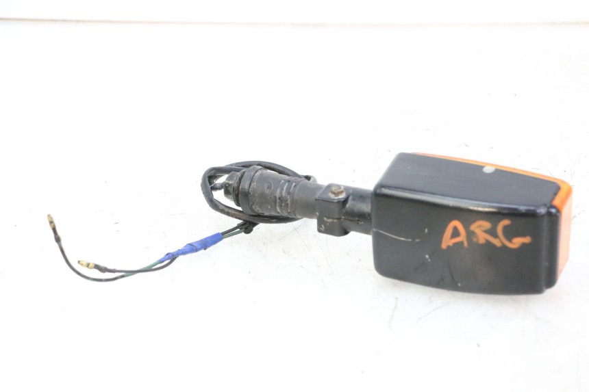 photo de REAR LEFT TURN SIGNAL YAMAHA FJ 36Y 1100 (1984 - 1985) - Additional view of the item