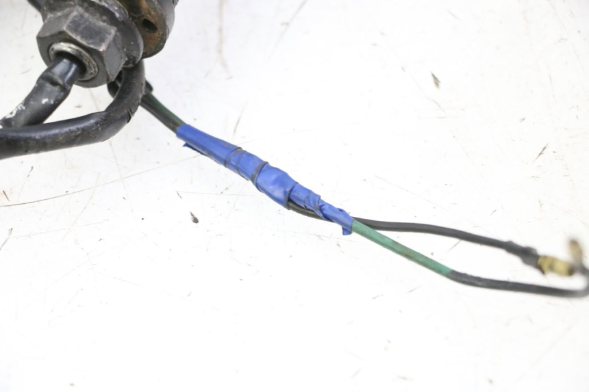 photo de REAR LEFT TURN SIGNAL YAMAHA FJ 36Y 1100 (1984 - 1985) - Checked used part