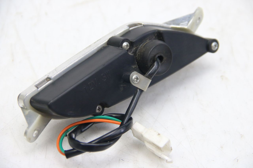 photo de LEFT REAR TURN SIGNAL JM MOTORS GT LINE 4T 50 (2021 - 2023) - Alternative perspective