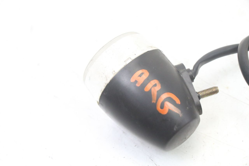 photo de LEFT REAR TURN SIGNAL KYMCO AGILITY 4T 50 (2018 - 2022) - Technical close-up