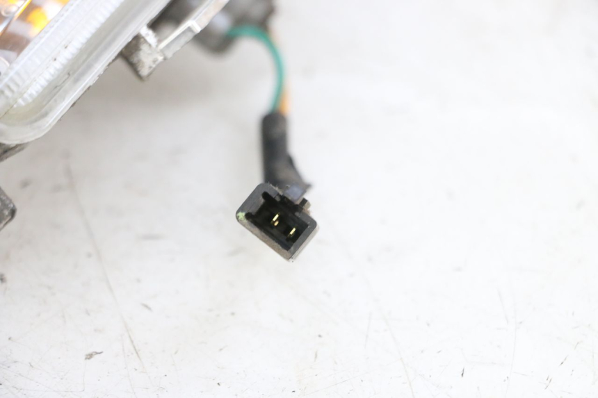 photo de LEFT REAR TURN SIGNAL KYMCO LIKE 125 (2009 - 2016) - Zoom on usage condition