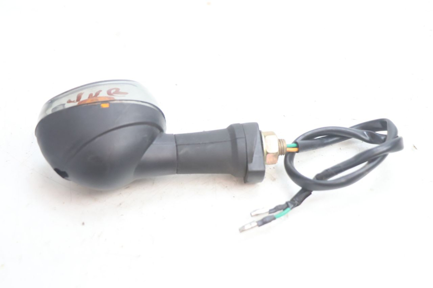 photo de REAR LEFT TURN SIGNAL LONGJIA LJ50QT 8M 2T 50 (2010 - 2017) - Zoom on usage condition