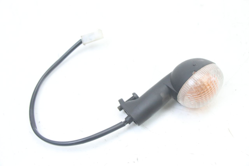 photo de REAR LEFT TURN SIGNAL PEUGEOT LUDIX ONE 50 (2005 - 2008) - Alternative perspective