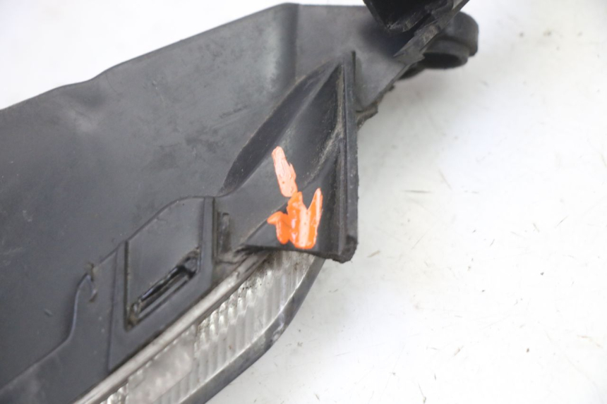 photo de REAR LEFT TURN SIGNAL KYMCO LIKE 4T 50 (2019 - 2025) - Surface and material condition