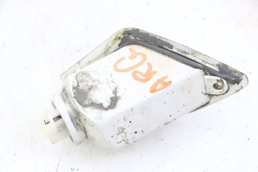 photo de REAR LEFT TURN SIGNAL PIAGGIO VESPA GRANTURISMO 200 (2004 - 2005) - Technical close-up