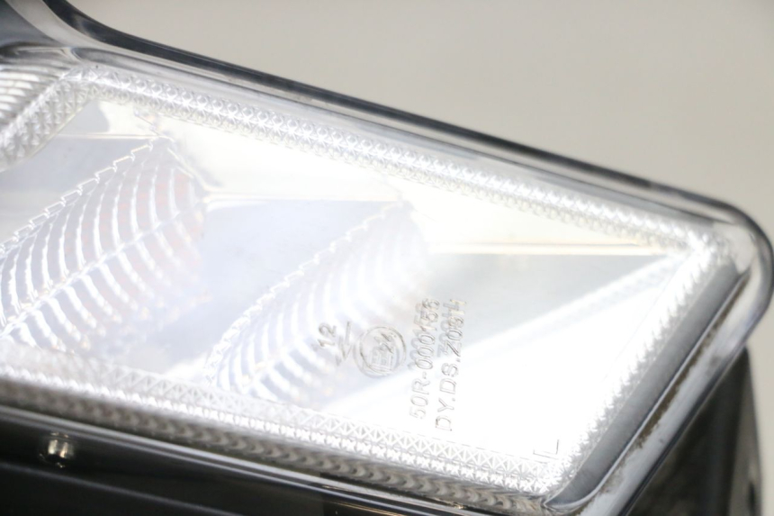 photo de REAR LEFT TURN SIGNAL EFUN PUSA 1 - Component detail