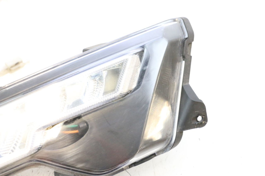 photo de REAR LEFT TURN SIGNAL EFUN PUSA 1 - Zoom on usage condition