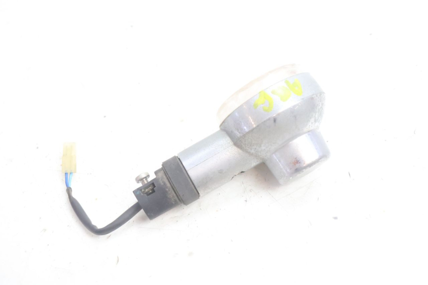 photo de REAR LEFT TURN SIGNAL APRILIA SCARABEO GT 125 (1999 - 2007) - Alternative perspective
