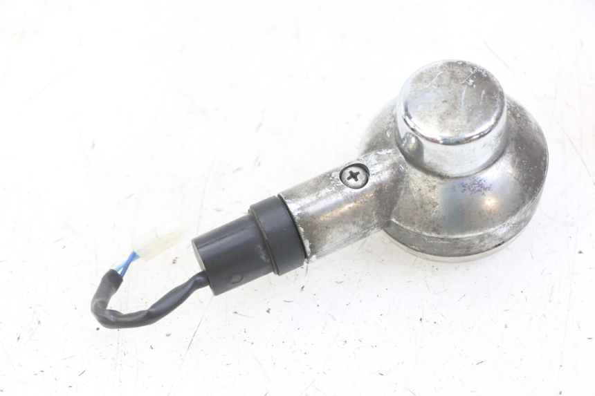 photo de REAR LEFT TURN SIGNAL APRILIA SCARABEO GT TOURING 125 (1999 - 2005) - Technical close-up