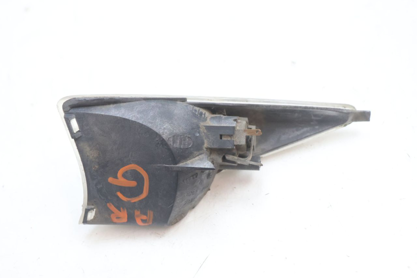 photo de REAR LEFT TURN SIGNAL PEUGEOT SPEEDFIGHT LC 50 (1996 - 2002) - Technical close-up