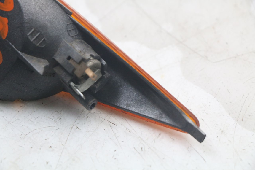 photo de LEFT REAR TURN SIGNAL PEUGEOT SPEEDFIGHT 100 (1997 - 2007) - Surface and material condition