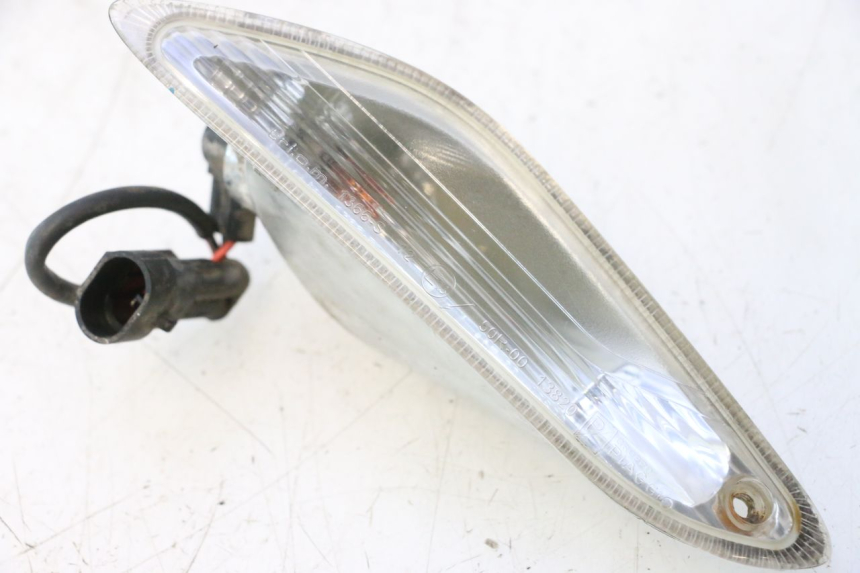 photo de LEFT REAR TURN SIGNAL PIAGGIO VESPA PRIMAVERA 2T 50 (2013 - 2018) - Markings and original references