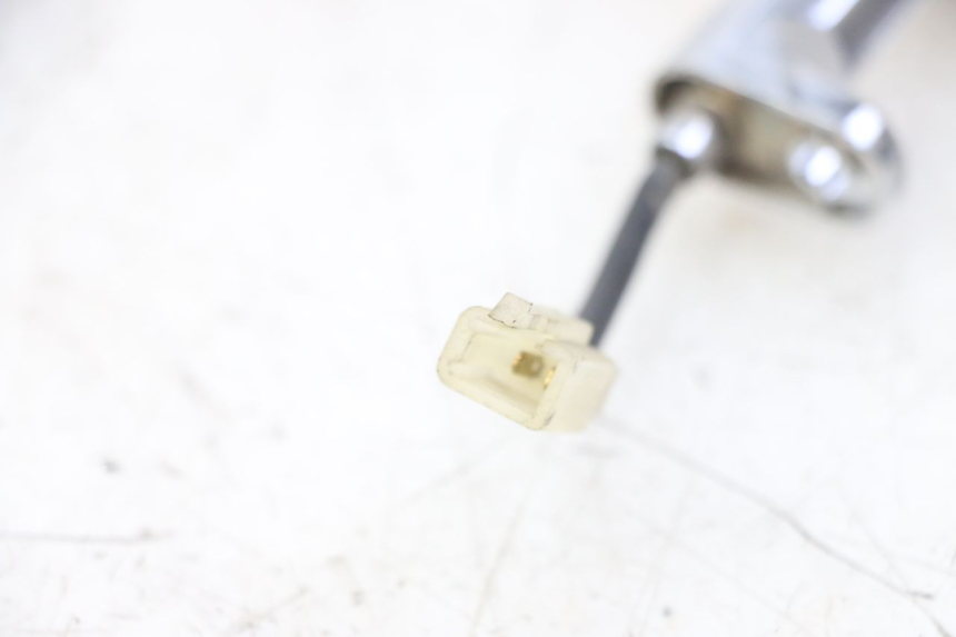 photo de REAR LEFT TURN SIGNAL YAMAHA WHY 50 (1998 - 2000) - Zoom on usage condition