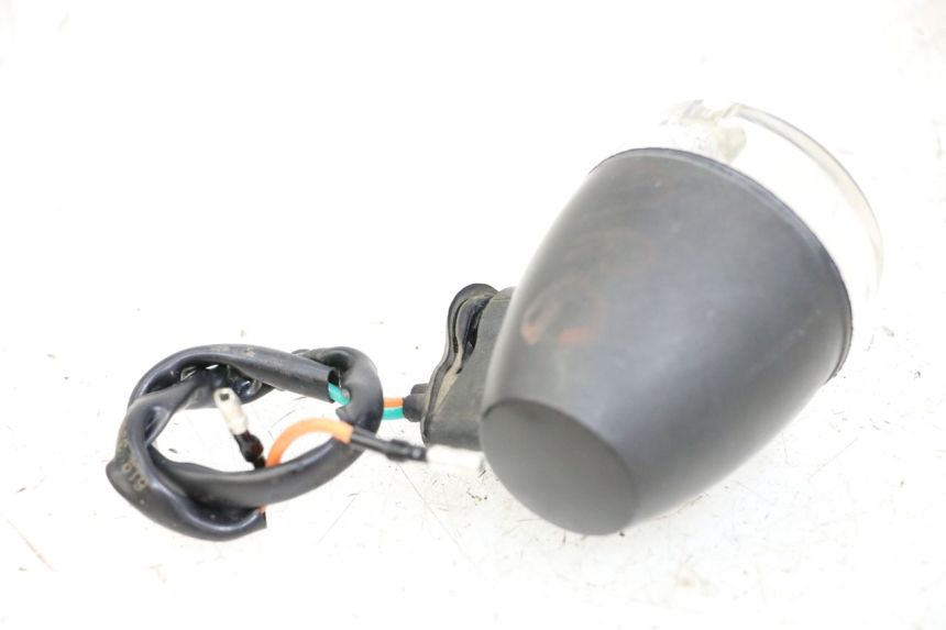 photo de LEFT REAR TURN SIGNAL SYM X-PRO 4T 50 (2014 - 2021) - Alternative perspective