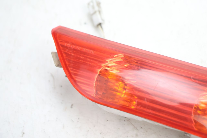 photo de REAR LEFT TURN SIGNAL PIAGGIO X8 STREET 125 (2006 - 2007) - Component detail
