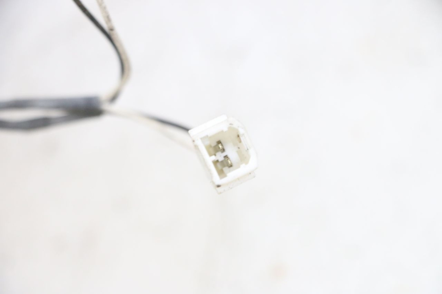 photo de LEFT REAR TURN SIGNAL PIAGGIO X8 125 (2004 - 2007) - Zoom on usage condition