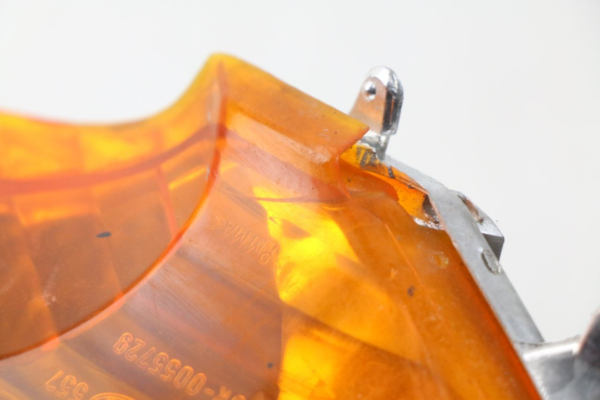 photo de REAR LEFT TURN SIGNAL HONDA XLV VARADERO 125 (2000 - 2006) - Zoom on usage condition