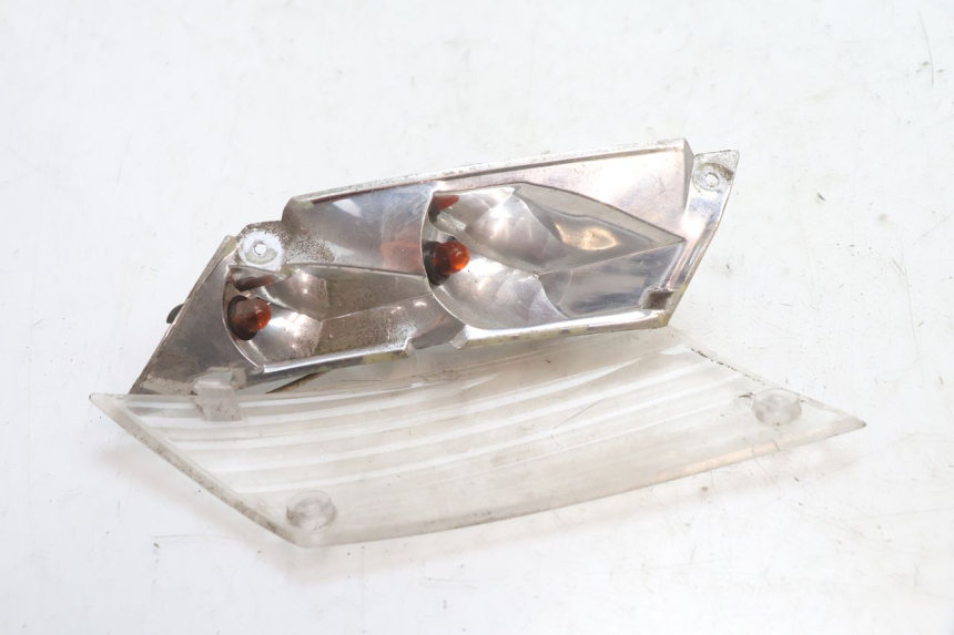 photo de LEFT REAR TURN SIGNAL PIAGGIO ZIP 2T 50 (2009 - 2019) - Component detail