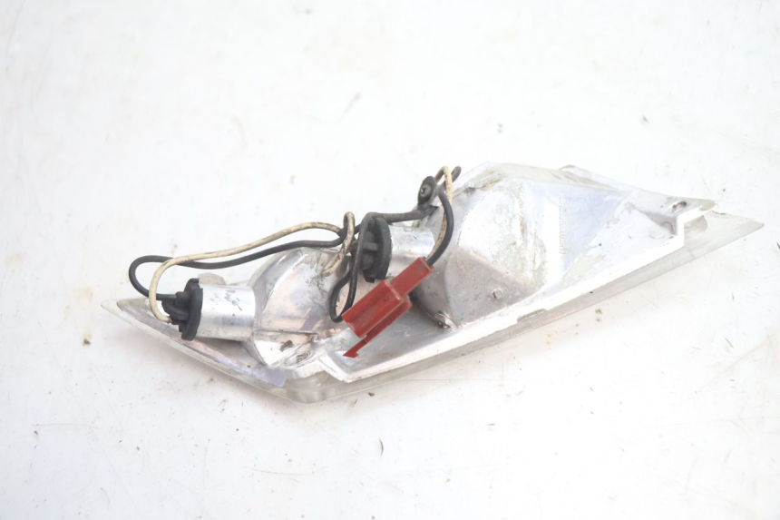 photo de LEFT REAR TURN SIGNAL PIAGGIO ZIP 4T 50 (2018 - 2020) - Technical close-up